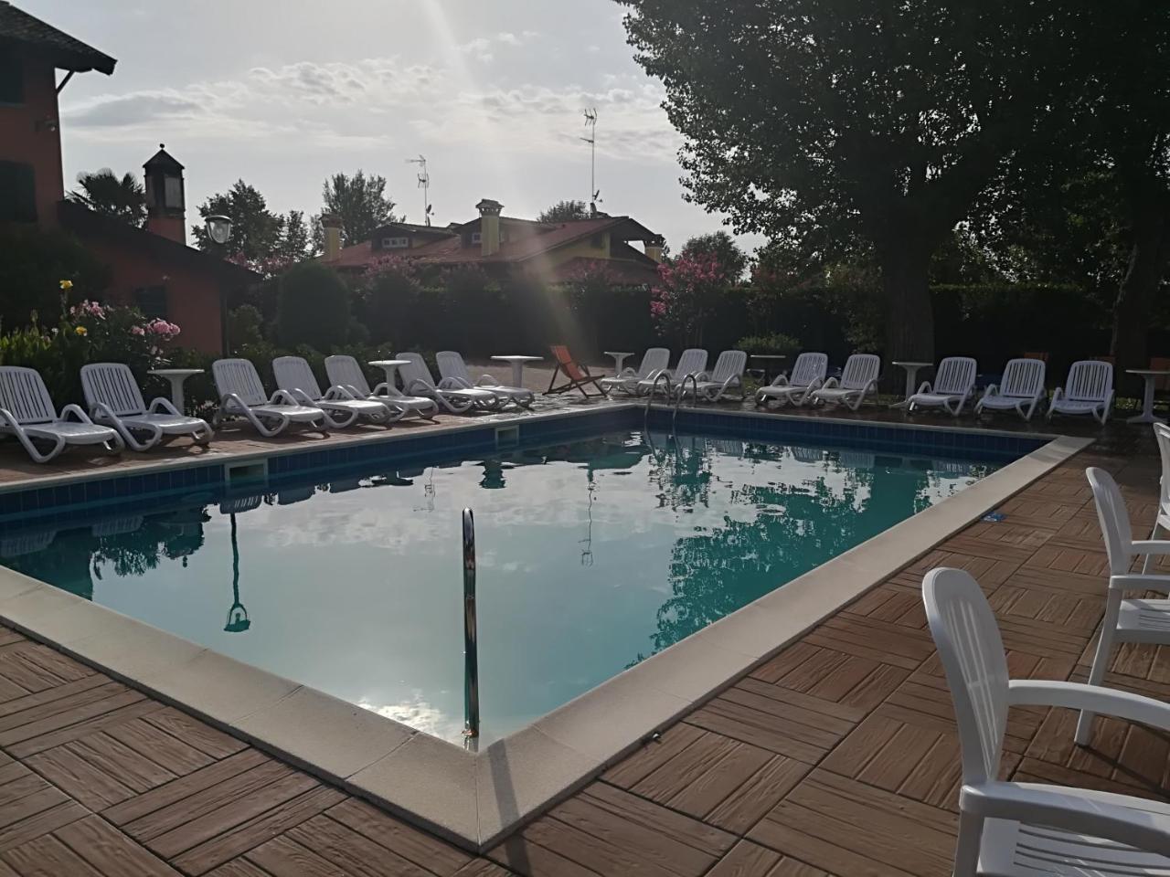 לינה וארוחת בוקר סן מקילה אל טליאמנטו Isola Di Wight מראה חיצוני תמונה
